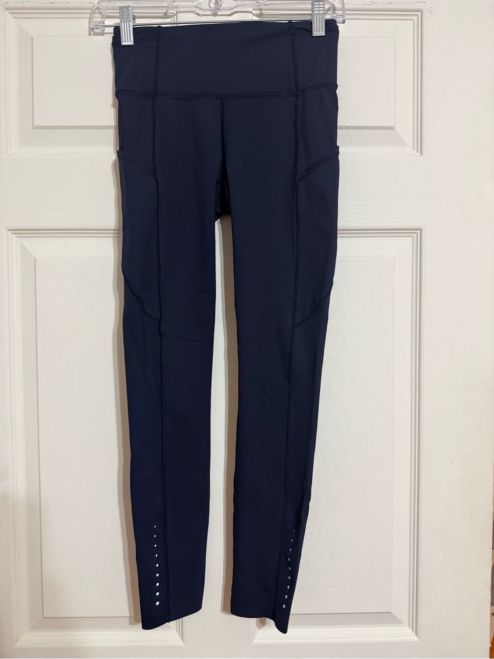 lululemon athletica Men’s Navy Performance Joggers